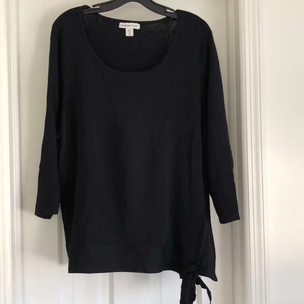Three quarter sleeve sweater